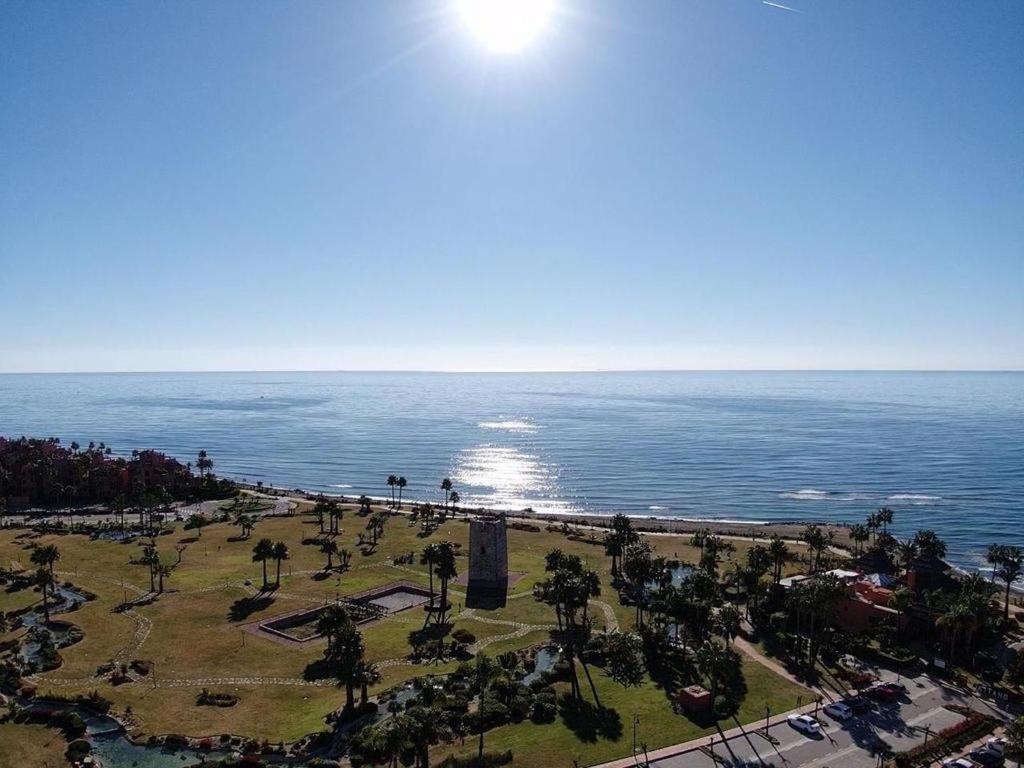 Keywise Family Luxury Infinity Beach & Golf Estepona Exterior photo
